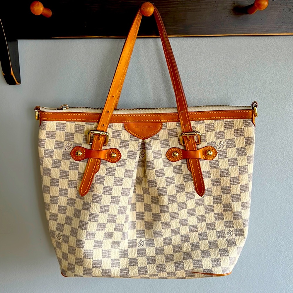 Louis Vuitton Azur Handbag
